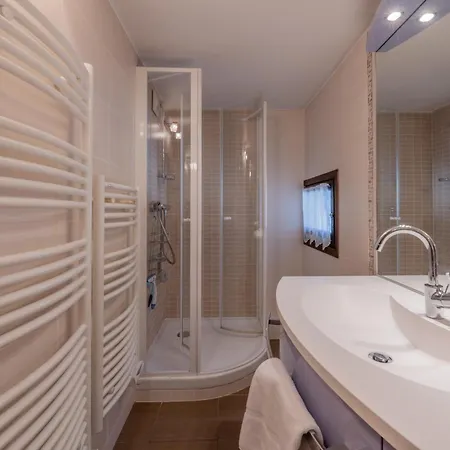 Apartment Grand Roc - Ancolies 215 - Happy Chamonix